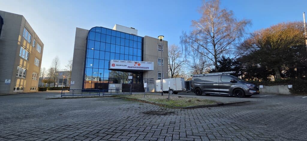 Propylon gevelreiniging